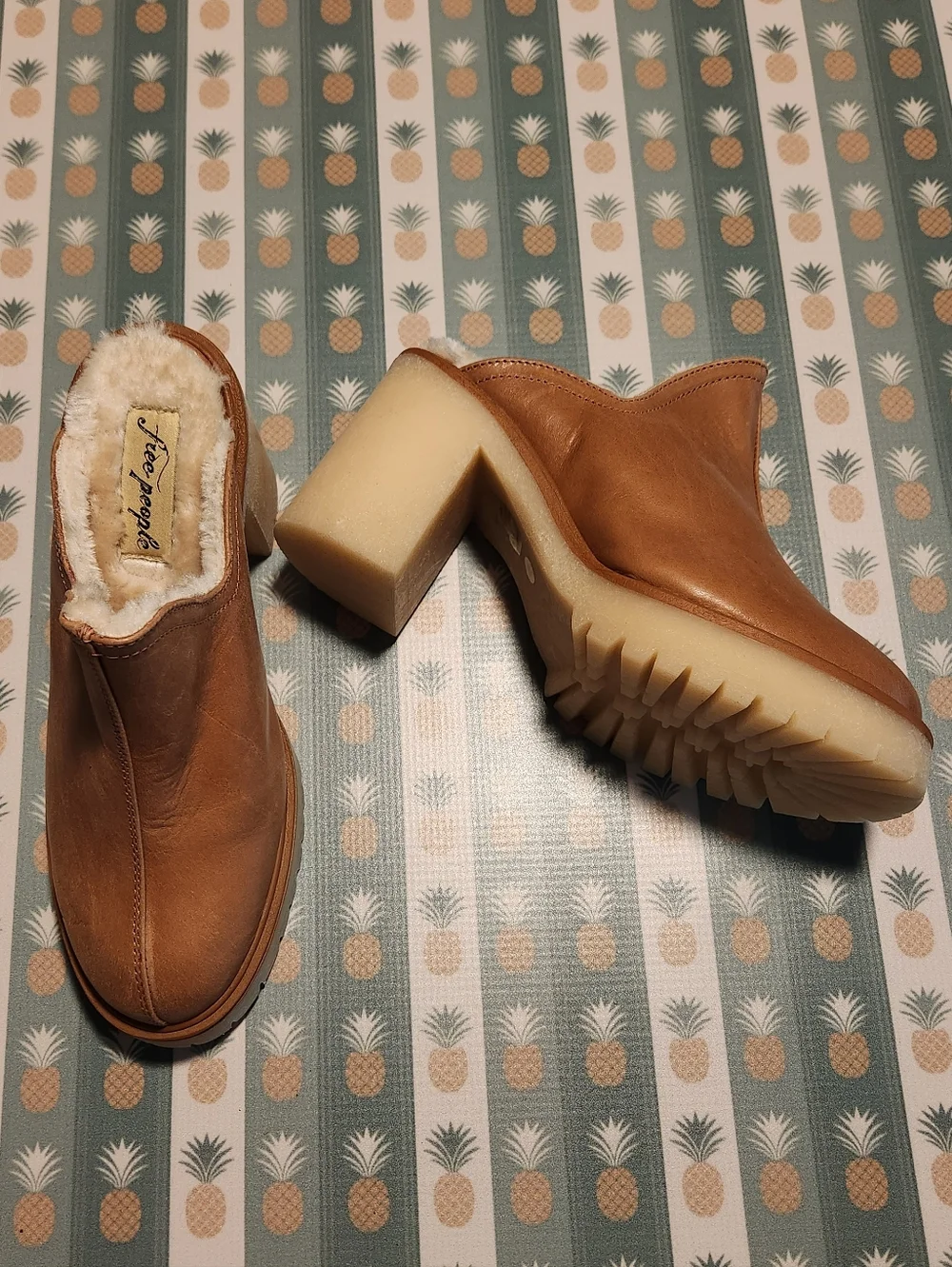 Free People James Cozy Mules - Picture 2 of 10